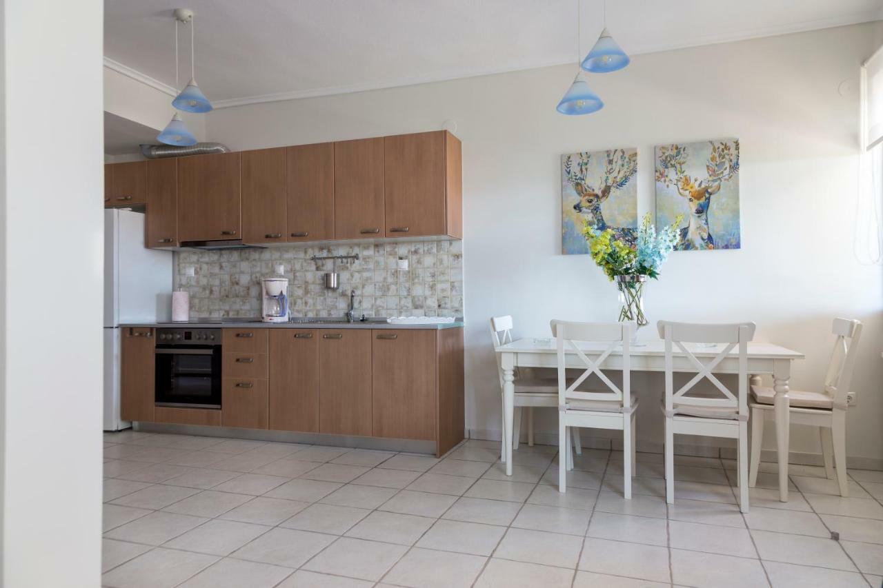 Villa Kristin 2 - 2Min Walk To Great Sandy, Shallow Beach Nikiti  Exterior photo